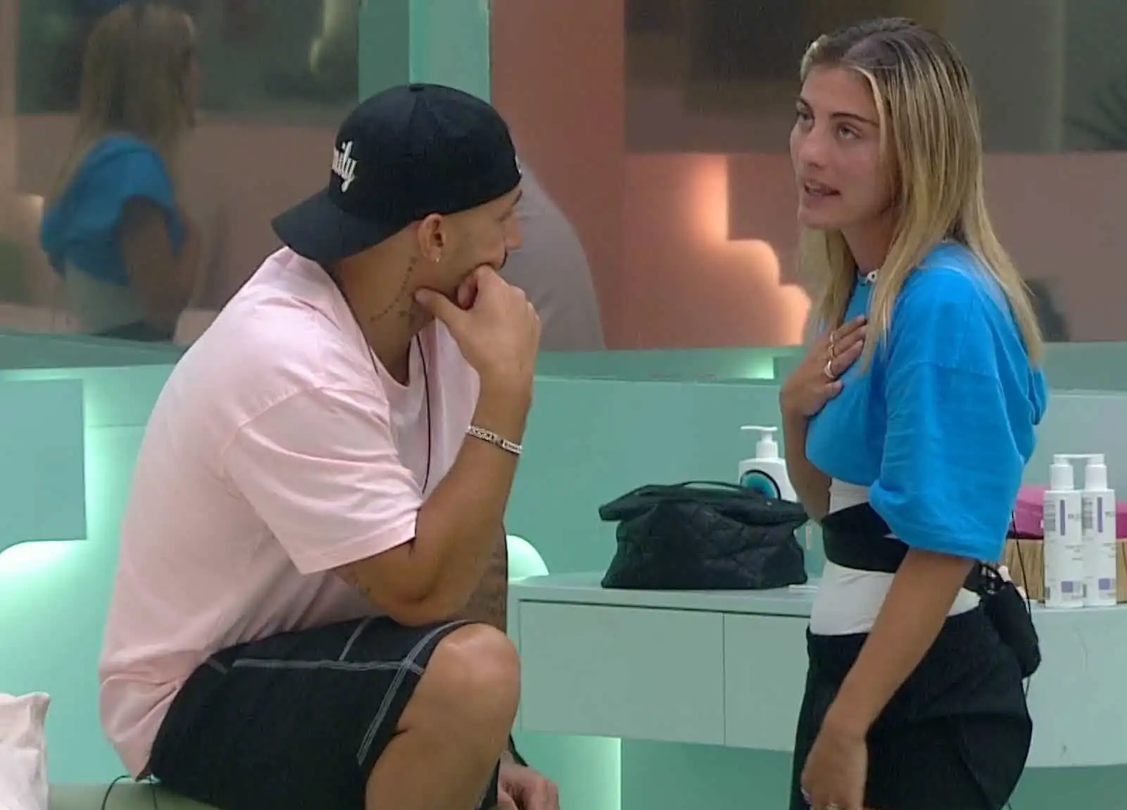 תרצה מאבדת את זה על שלקה: "היא דחפה אותי לקצה שלא יכלתי"