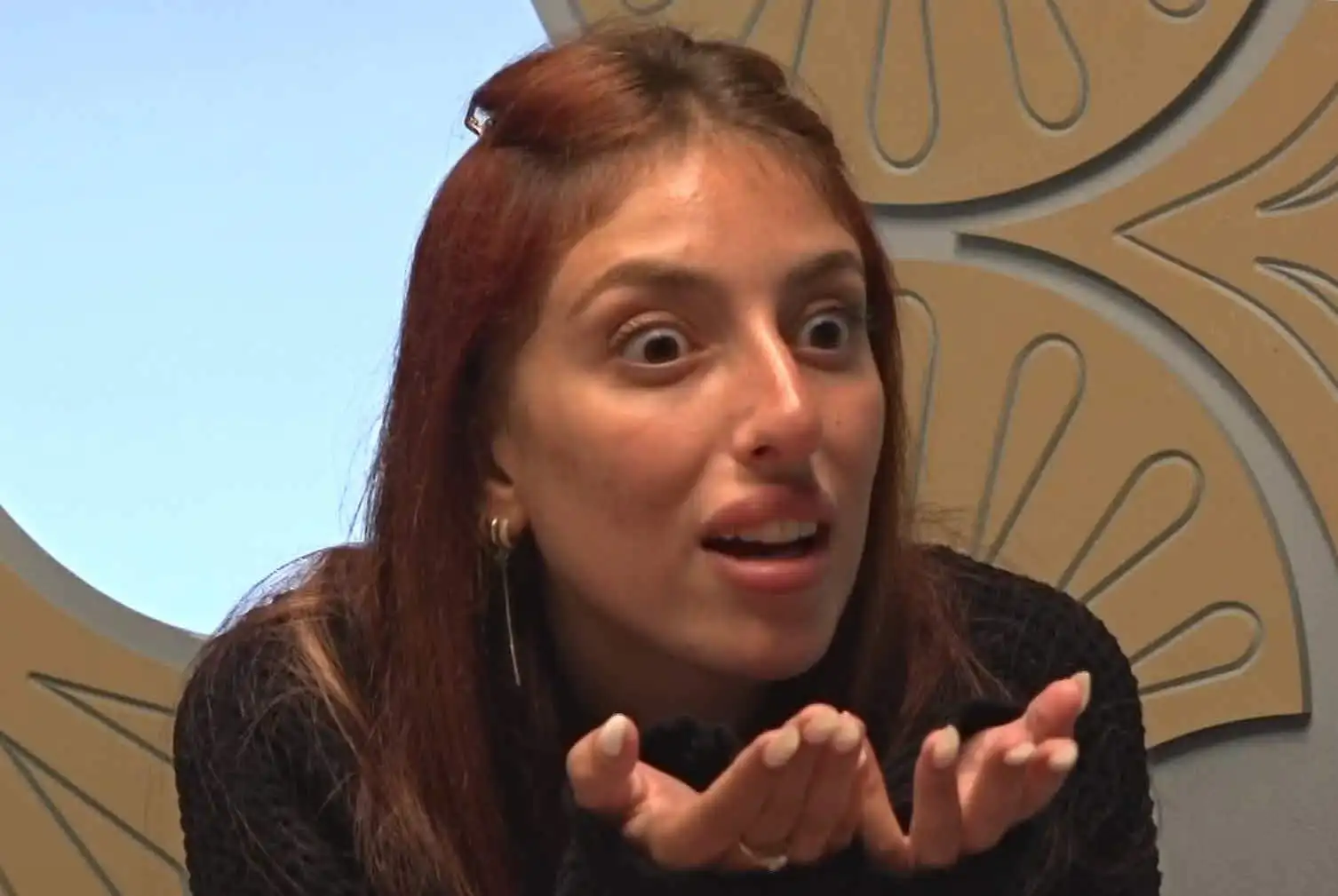 תרצה שוב בהלם מהמעשים של מאי? "אני חסרת אונים"