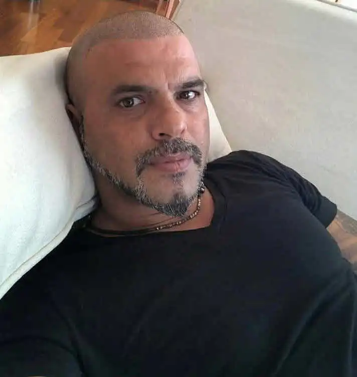 אייל גולן במסר דרמטי לדניאל גרינברג? "מאז שהיא איתו, גמור יושב לבדי"