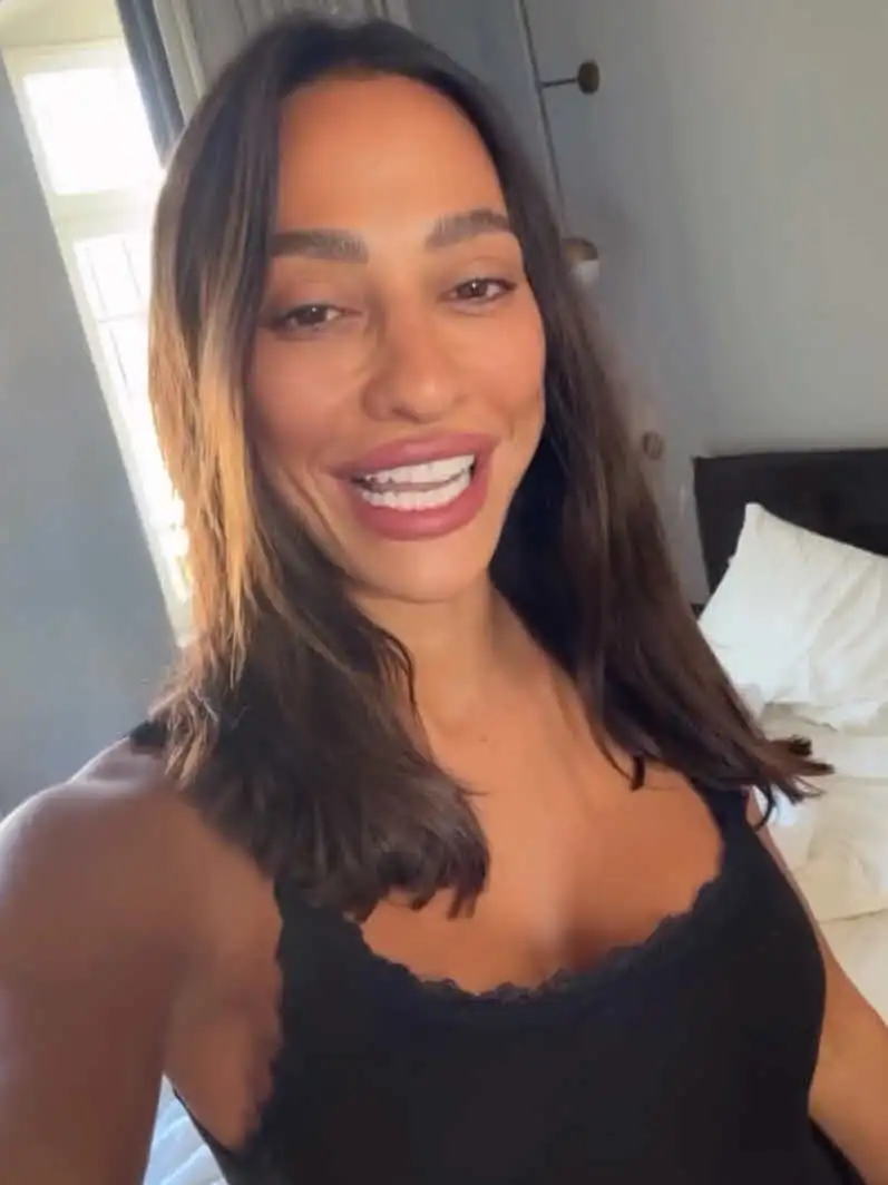 שני אדרי והגבר המסתורי נחשפים: ולא תאמינו מי זה