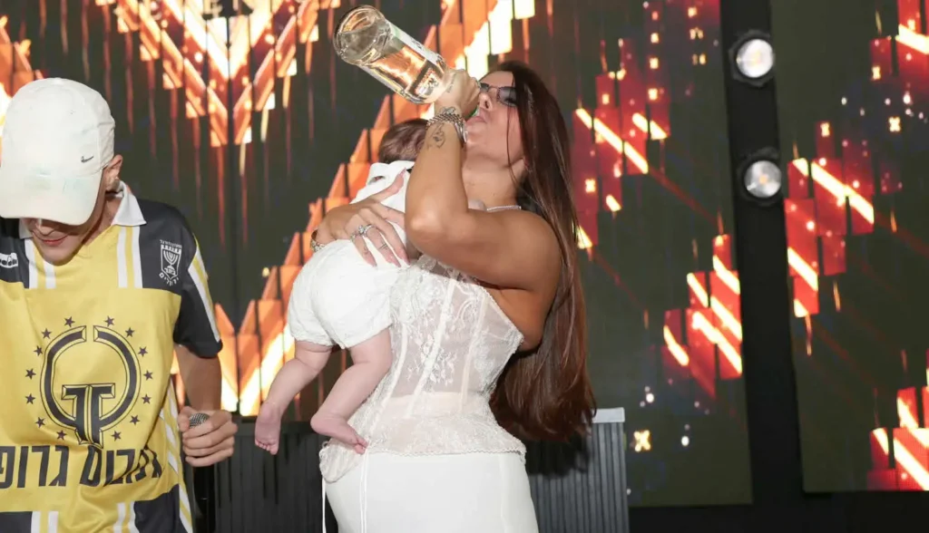 "באסה שאין רישיון להורות": מורן בן אסולין חוטפת מתיעוד הערק והתינוקת