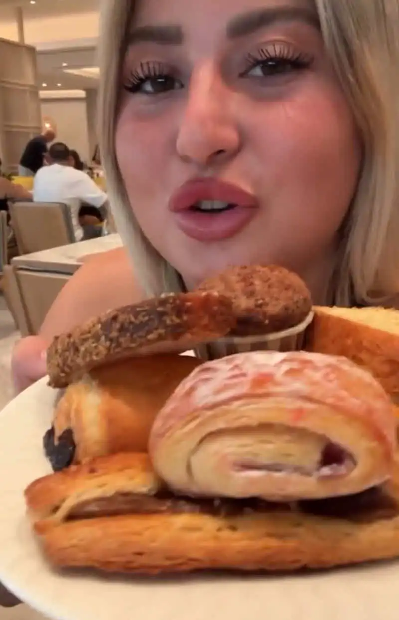 "שמנה דובה סופגניה": שלקה חוטפת מאמא של מוגרבי וזה שוק