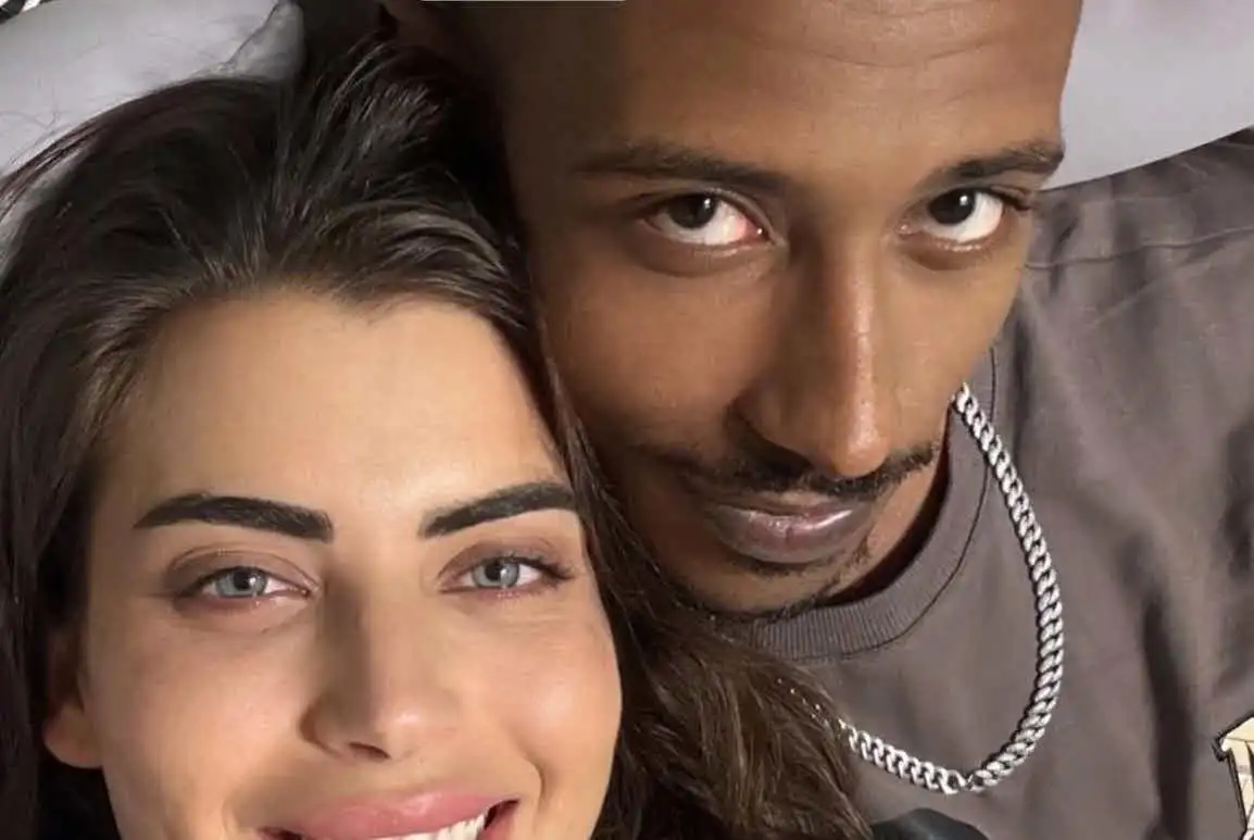 אברהם אקלום בחשיפה אישית: "הדבר הכי תמים ואנושי הפך לטריגר"