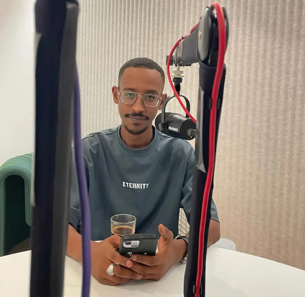 אברהם אקלום בחשיפה אישית: "הדבר הכי תמים ואנושי הפך לטריגר"