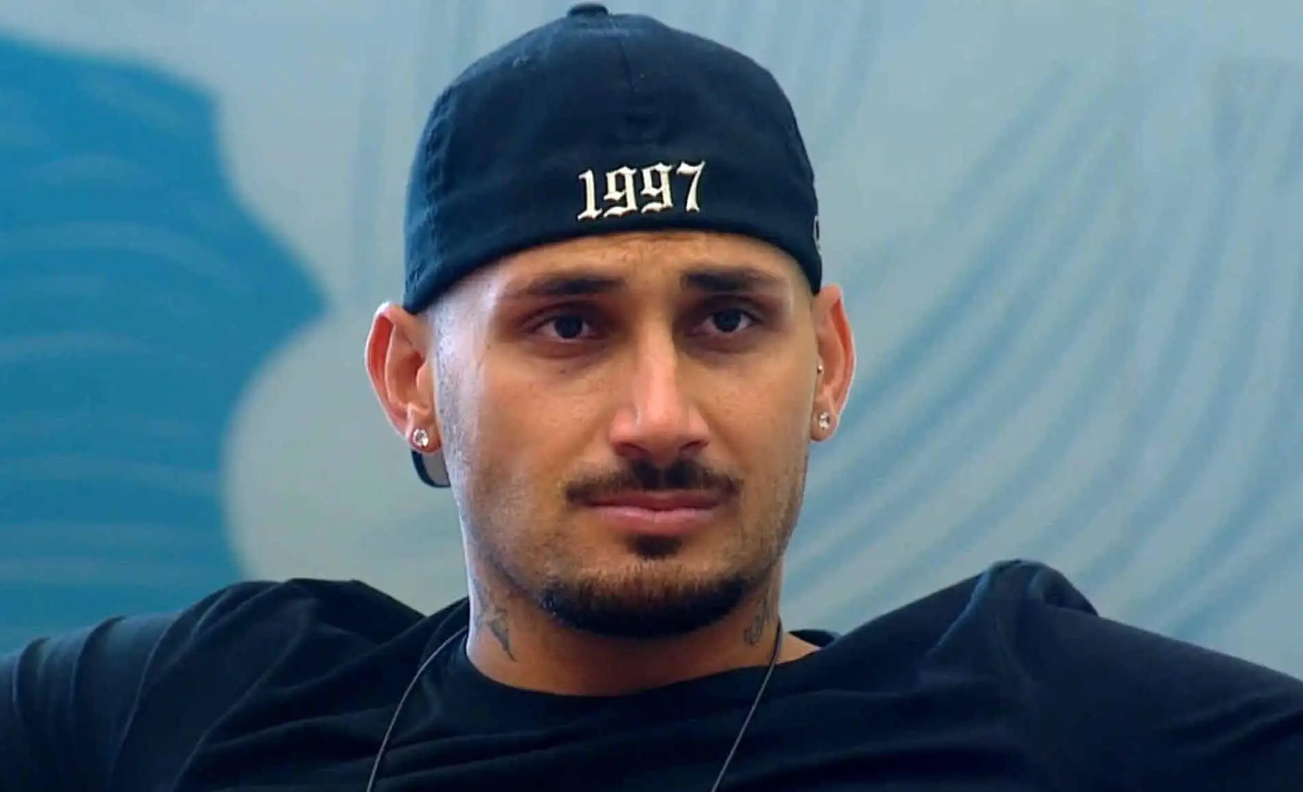 ארז איסקוב חוטף עקיצה מכוכבת הריאלטי: "זוגיות? שייתן עצות בכדורגל"