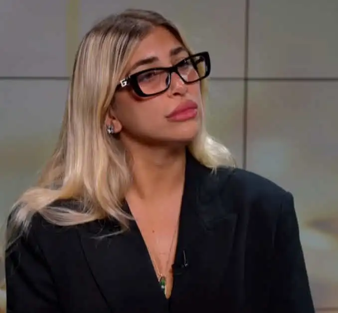 מעיין אשכנזי מקבלת רמז מסתורי : "מה זה הדבר הזה שראיתי עכשיו"