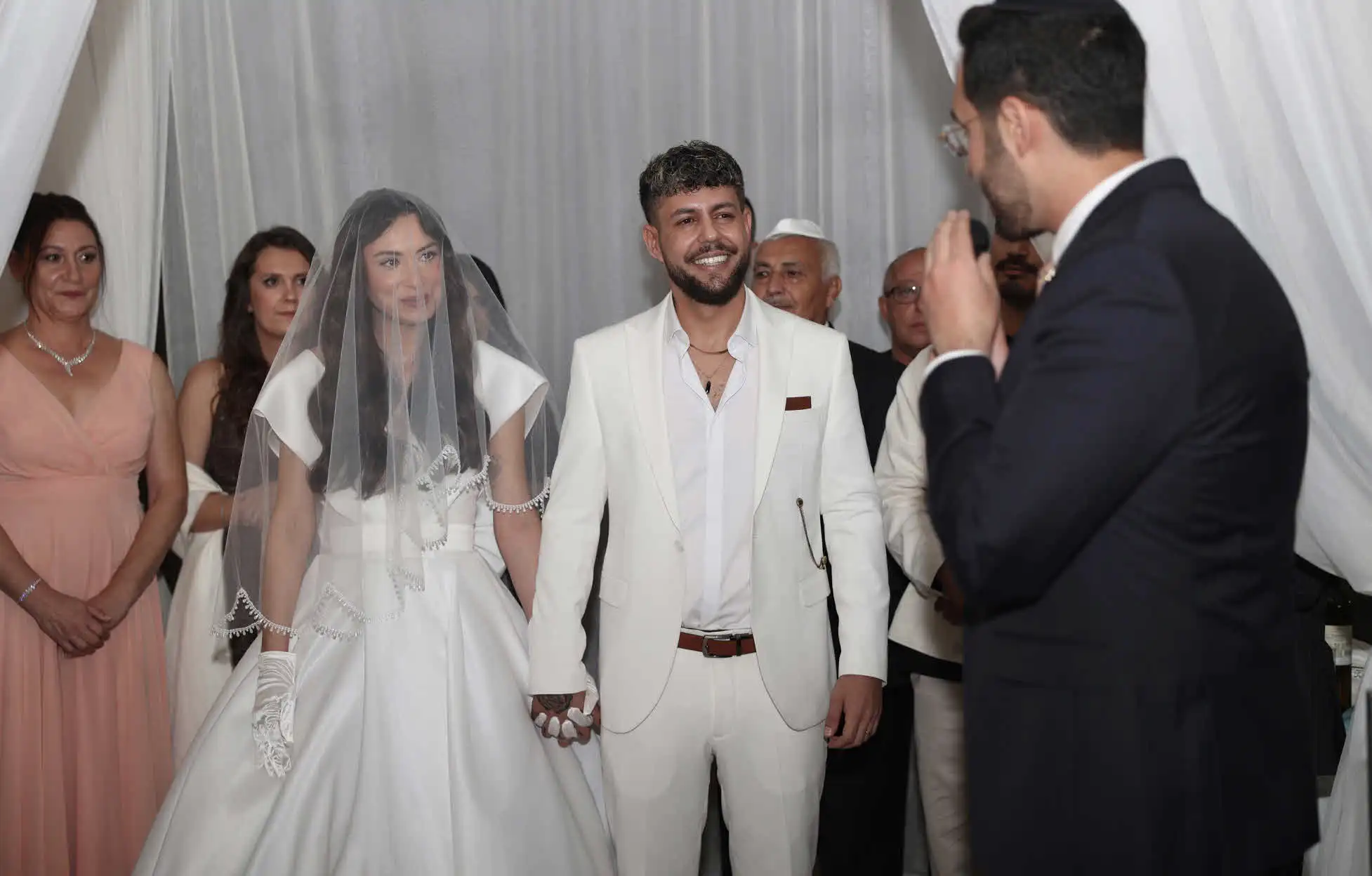 ספיר בורגיל בהלם: זה מה שקרה כשהגיעה לאירוע לצד שניר