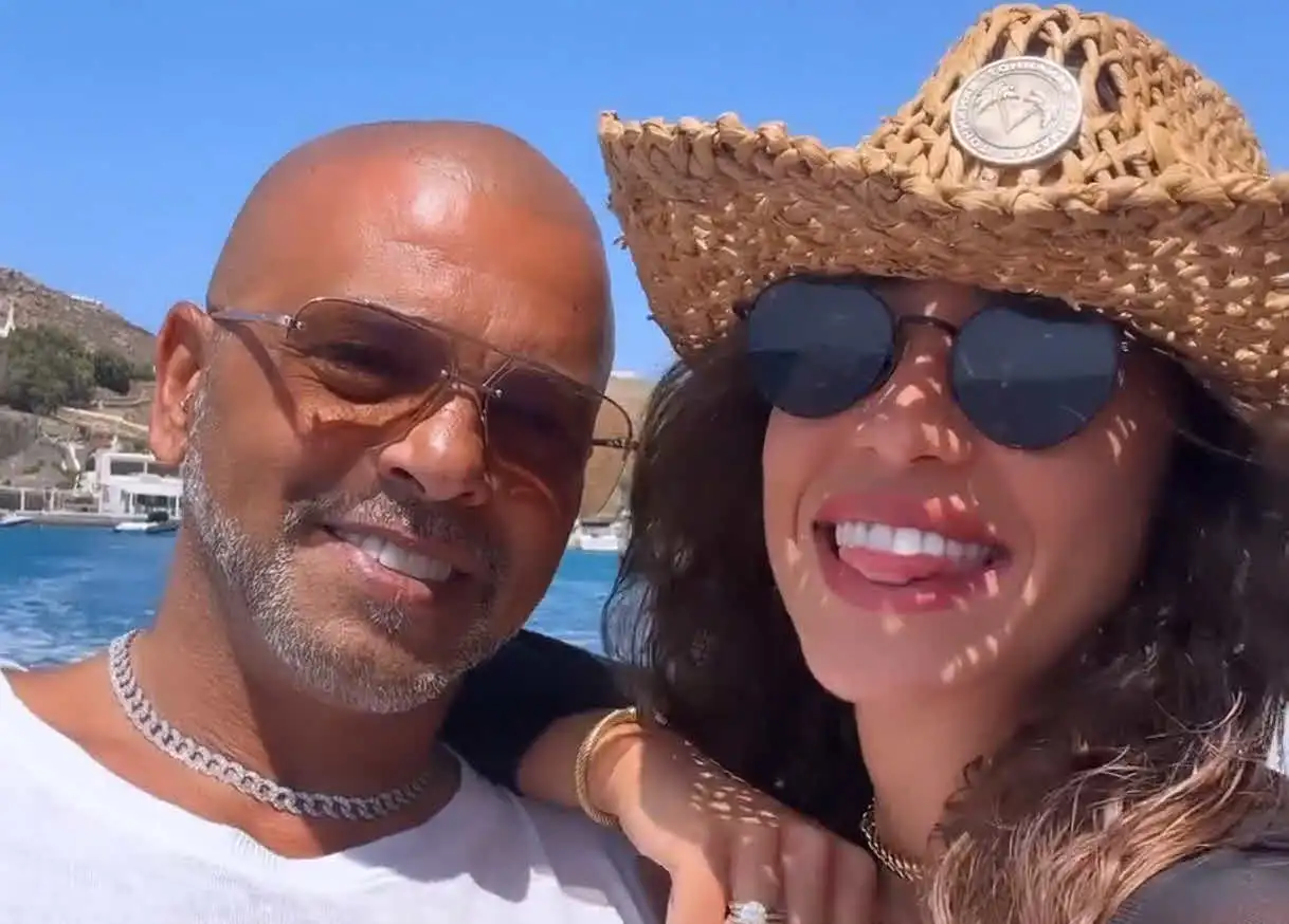 דניאל גרינברג מכריזה בהופעה של אייל גולן: "זה המלך שלי"