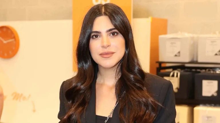 מהפך: לא תאמינו איך נופר מור נראית חודש אחרי הלידה