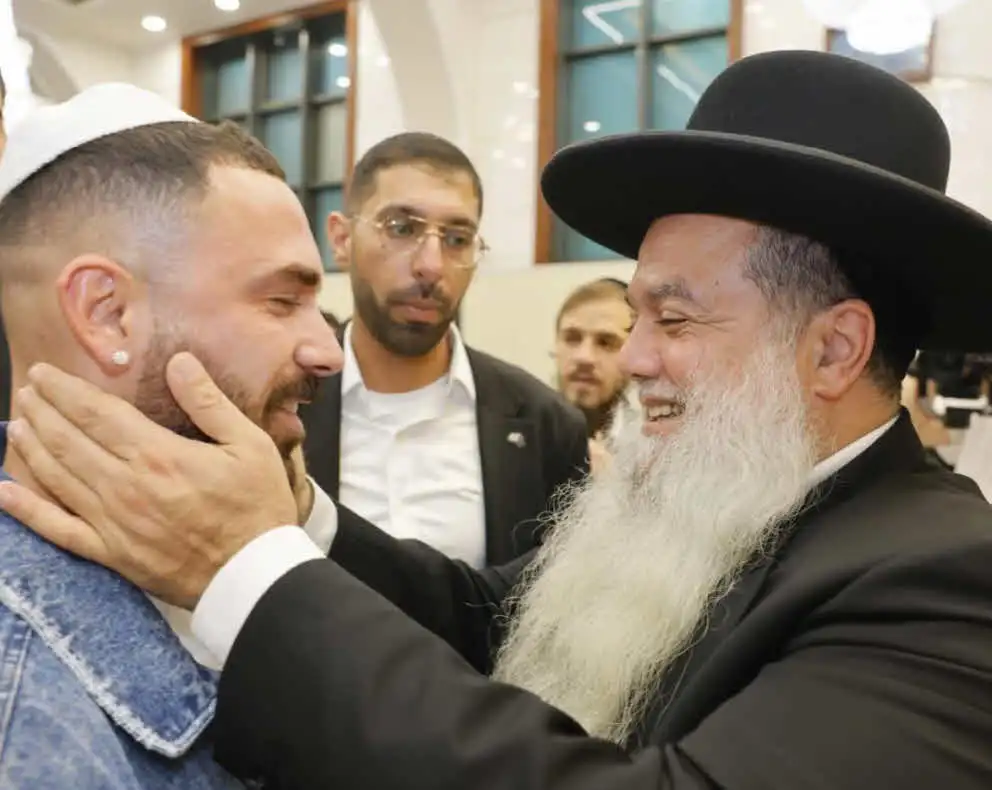 אחרי שספג אש: יובל לוי חושף "מצאתי את ההגדרה שלי לגבר"