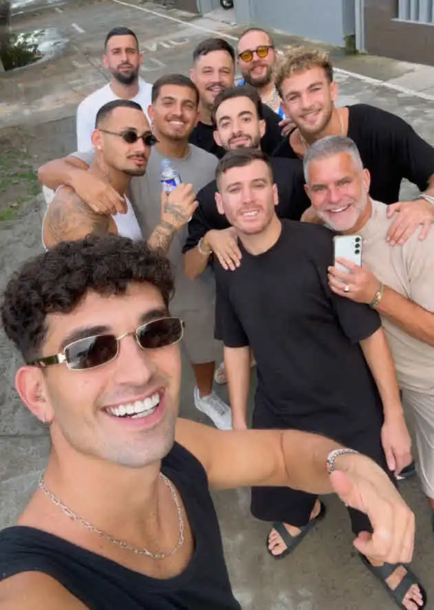 שינוי תדמית והחברים שהתחלפו: מה קורה בחייו של ארז איסקוב?