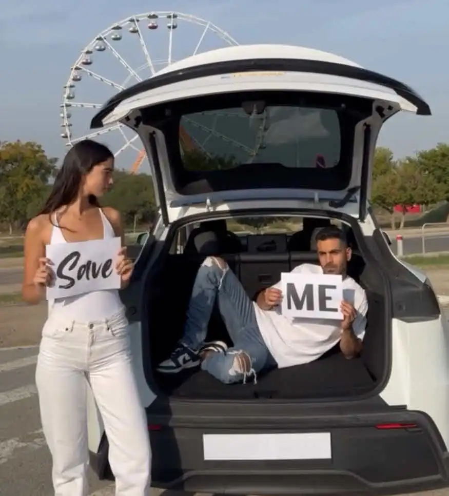 "הצילו אותי": מור זר ובת הזוג בבשורה יוצאת דופן