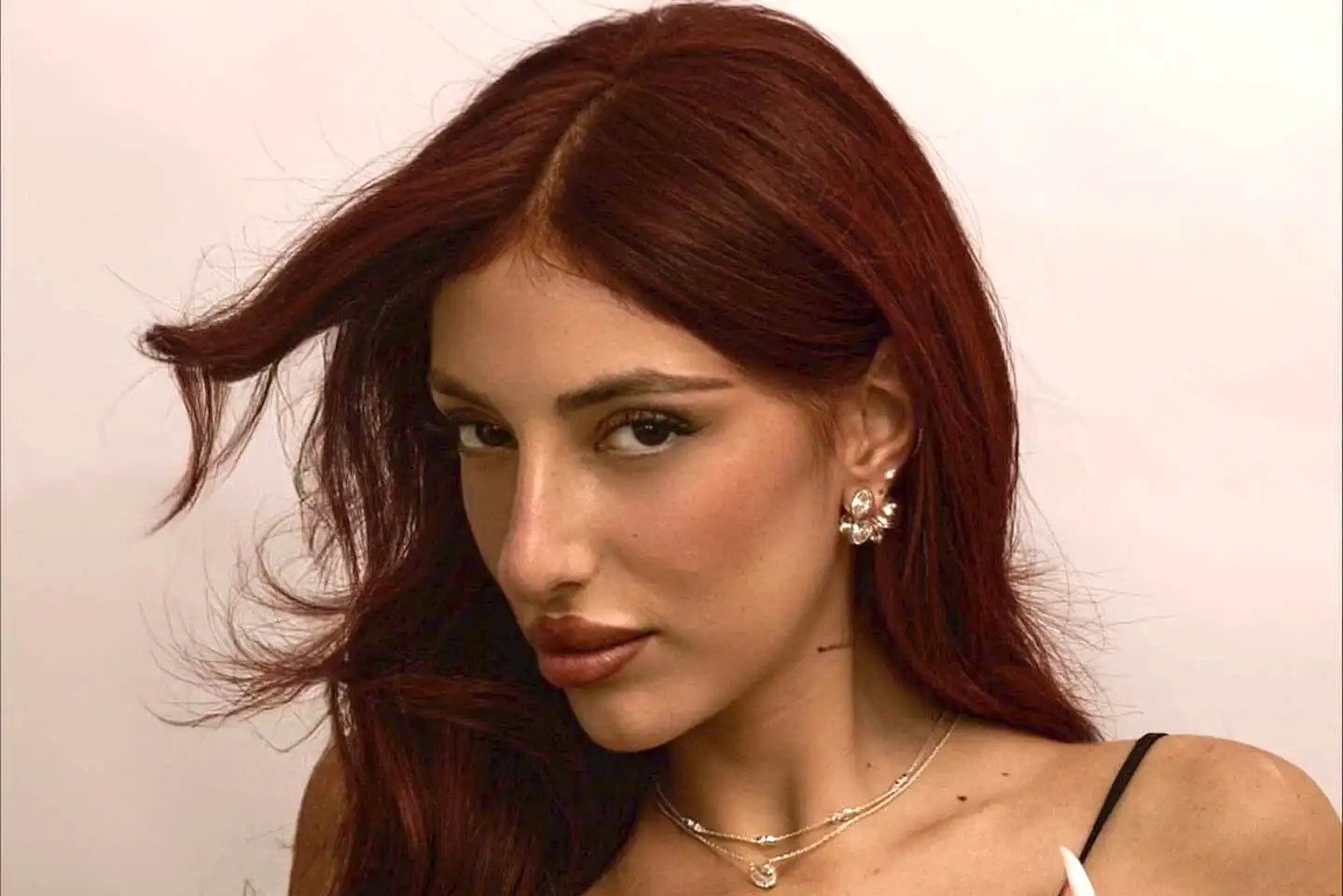 מאי ערב בחשיפה על השותף החדש בחייה: "הוא עבריין קטן"