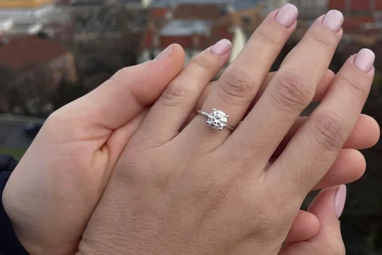 הפתעה מרגשת: כוכבת חתונה ממבט ראשון התארסה בחו"ל