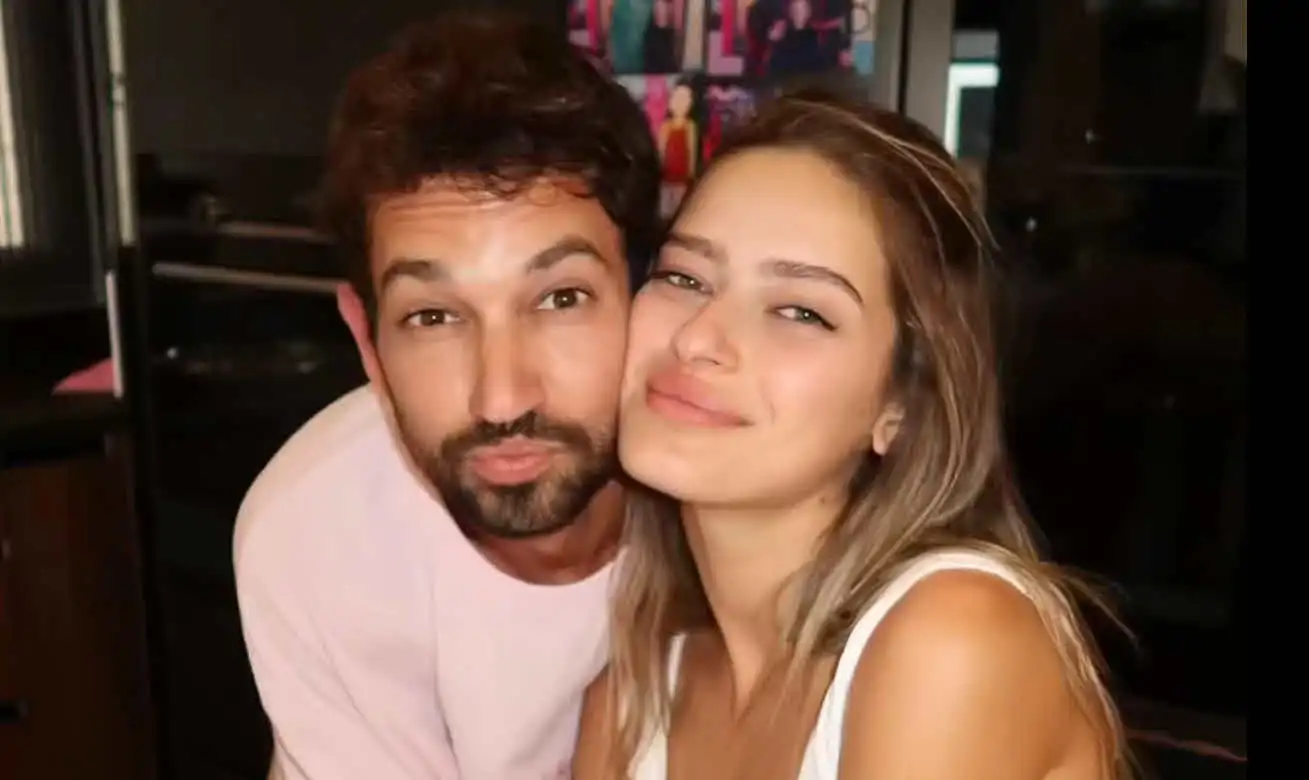 אומרים שאיך שתקבל את השנה החדשה, ככה היא תראה. ואני מאחלת לעצמי שהיא תראה בדיוק ככה. עם האנשים שאני הכי אוהבת בעולם הזה. כולם יחד, בריאים, שמחים ומאושרים. 2026 אני יודעת שאת הולכת להיות נהדרת🤌🏻🤌🏻🐣😍💘