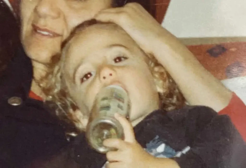 הלם: זוכה האח הגדול שיתף תמונת ילדות והגולשים לא האמינו שזה הוא