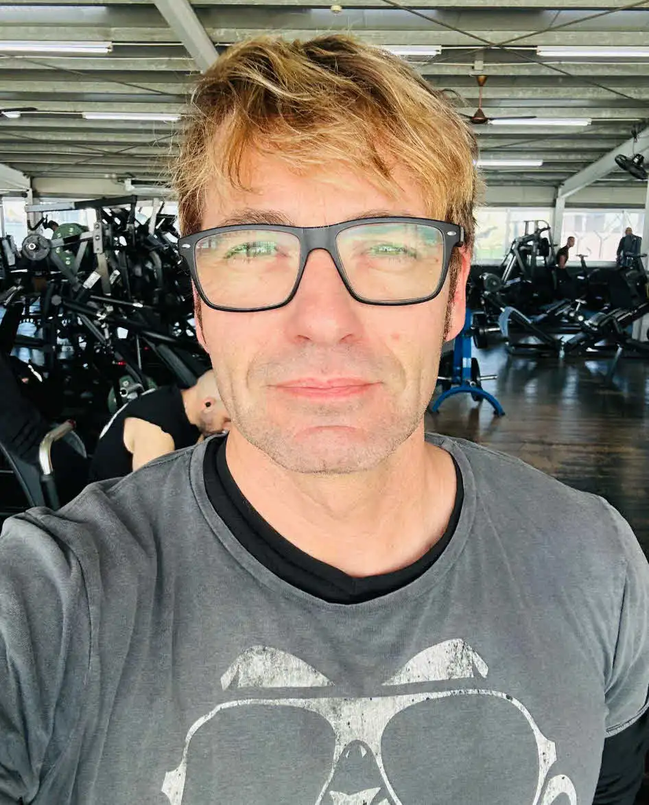 ליאון רוזנברג נשבר ומודה: "לא מצליח להישאר רגשית מחוץ לסיפור הזה"