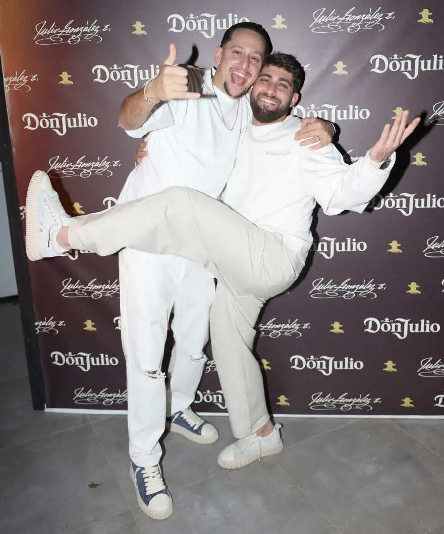 לא נעים: הדרמה השקטה שחיכתה לארז איסקוב ומוגרבי בחגיגות