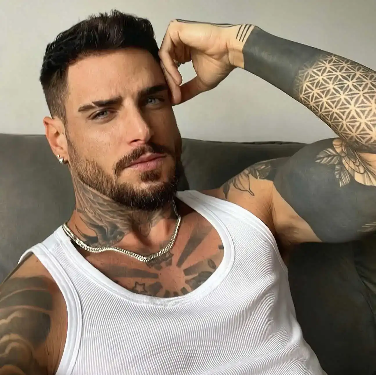 דיירי האח הגדול 2026 נחשפים: קבלו את השמות המלאה