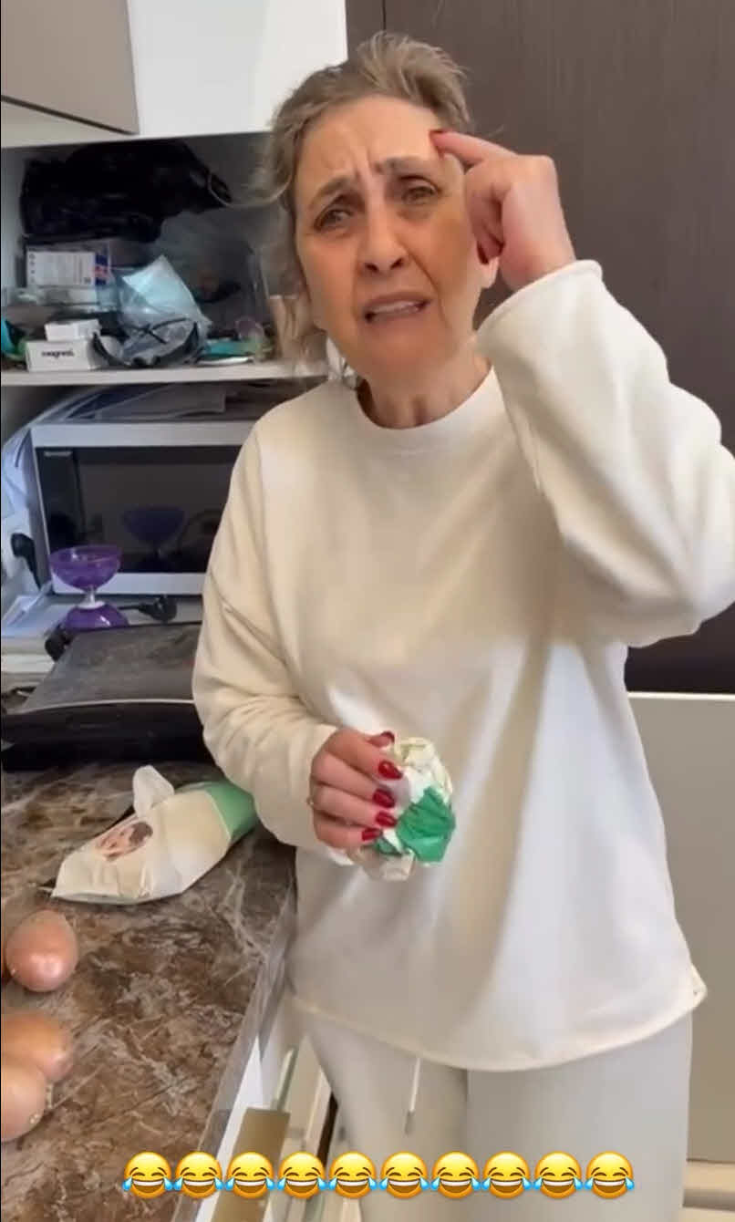 "כלבה בת כלבה": עינב בובליל חוטפת מאמא שלה בענק