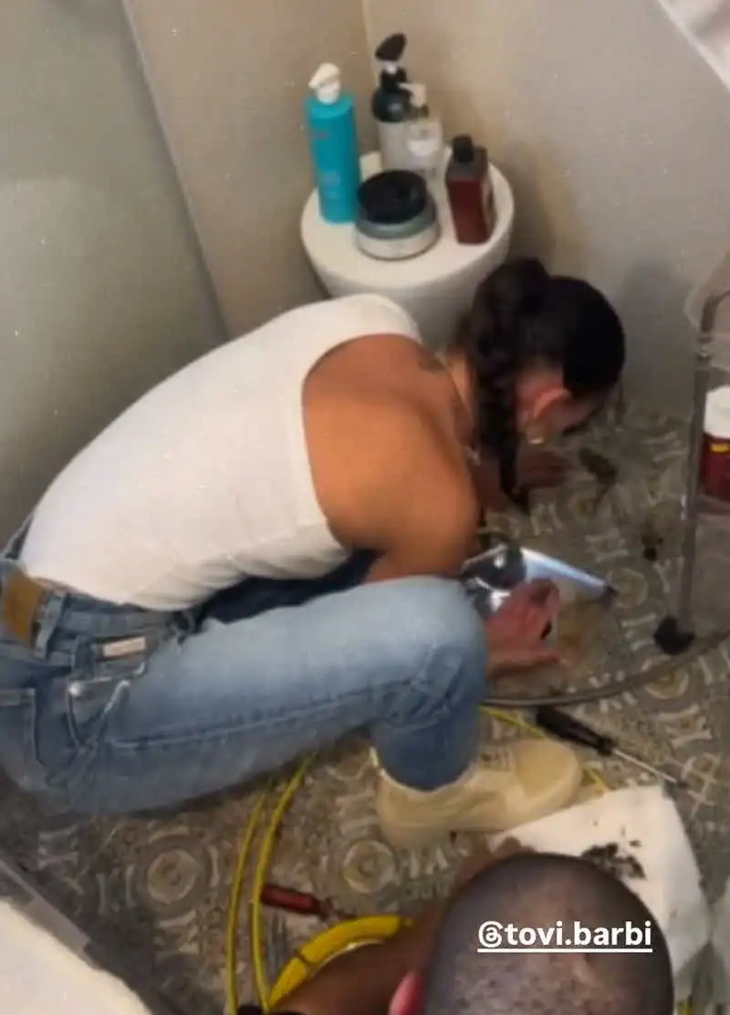 רוסלנה רודינה כמעט קפצה ממרפסת ביתה: "איזה אסון"