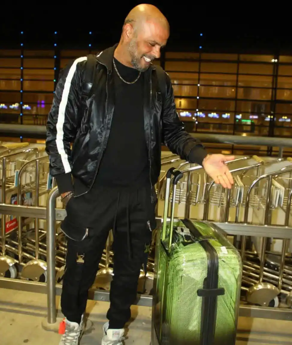 "תזייפי בפנים ואז במיטה": ההצעה המפתיעה שקיבל אייל גולן בעקבות השיר החדש