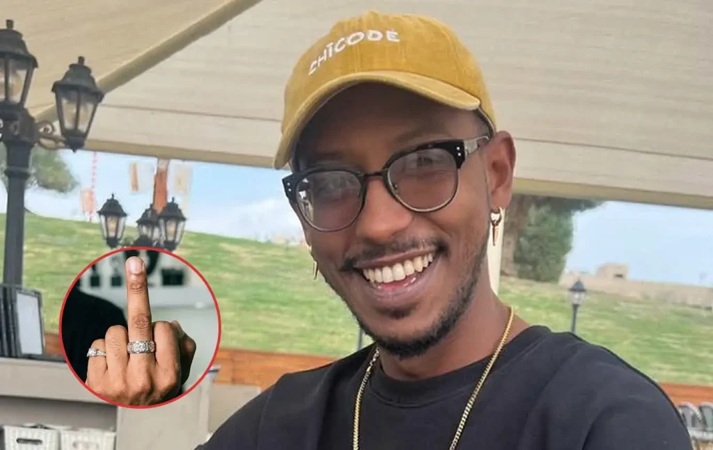 אברהם אקלום שולף אצבע משולשת: הקאמבק הדרמטי נחשף