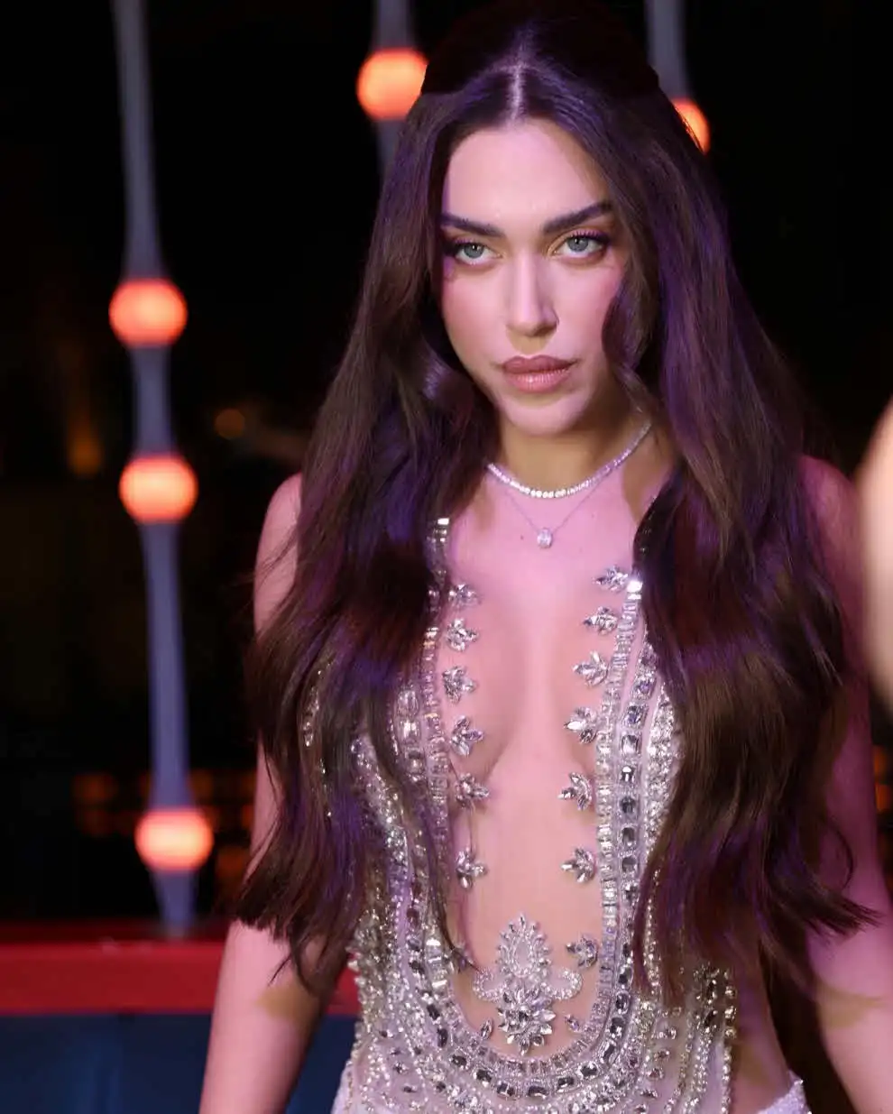 כוכבת האח הגדול מתחננת: "תגאלו אותי מייסוריי"