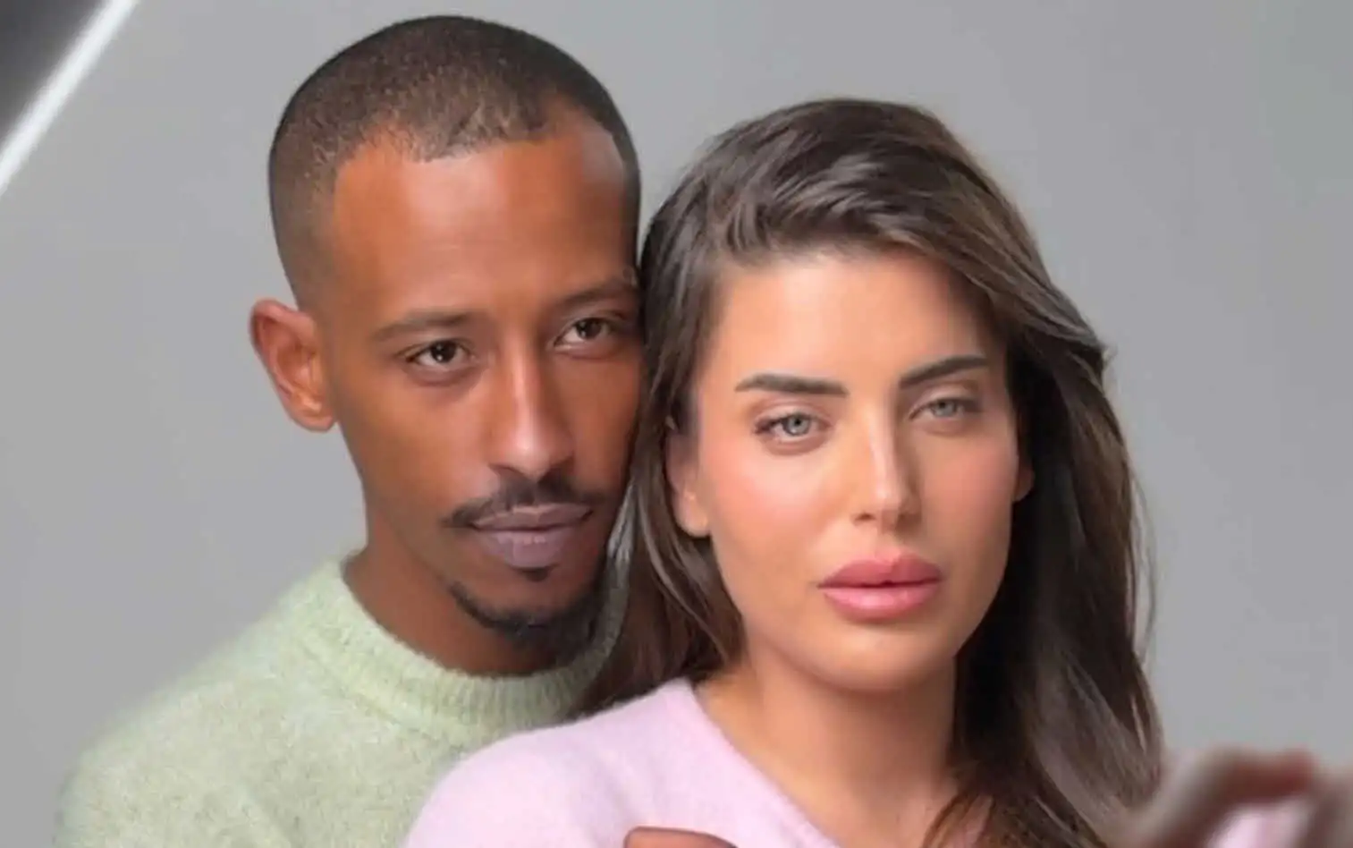 אברהם אקלום לספיר בורגיל: "ברכות חמות לאשתי היקרה"