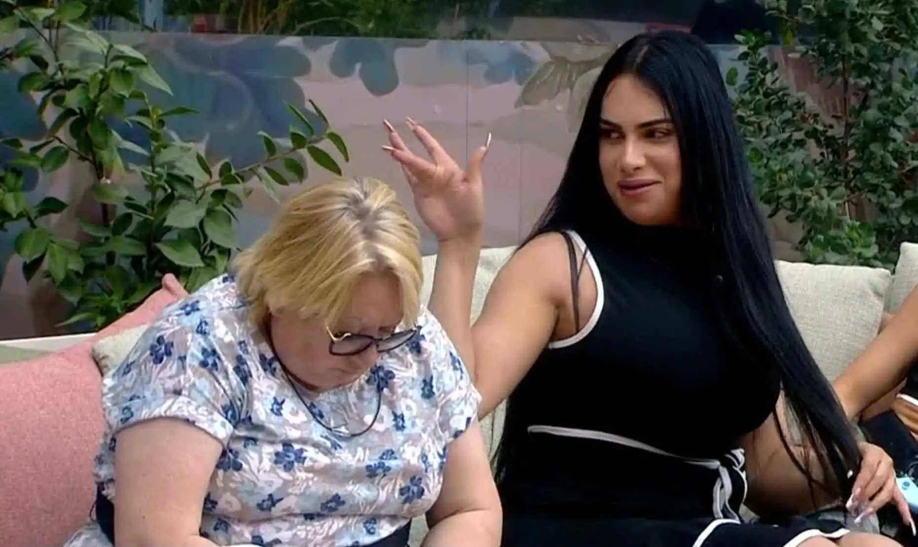 נחשף הלינץ' שממנו כמעט ולא יצאה בחיים מירה נואף