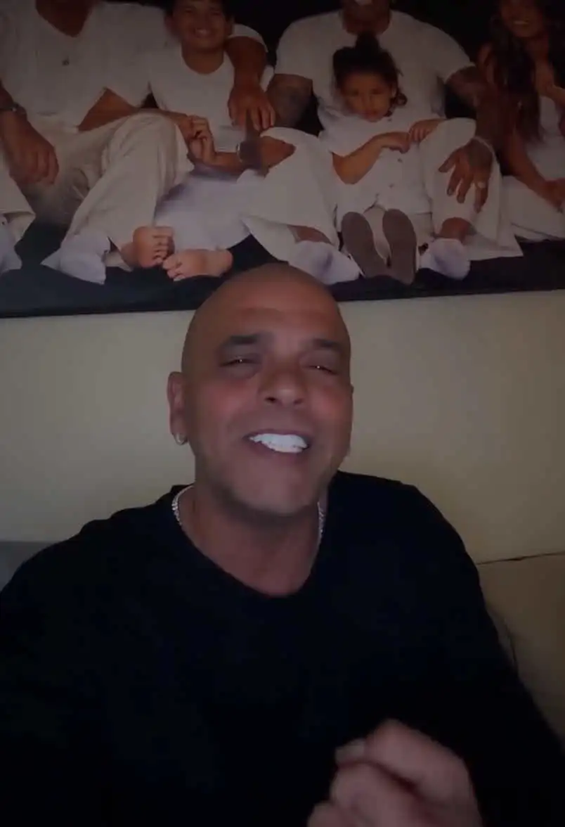 אייל גולן פותח את הכל על השולחן בלי פילטרים