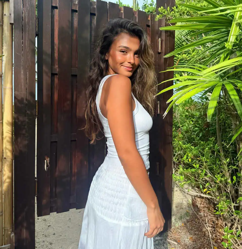 מתקרבת לבורא עולם: הבת של אייל גולן בווידוי מפתיע