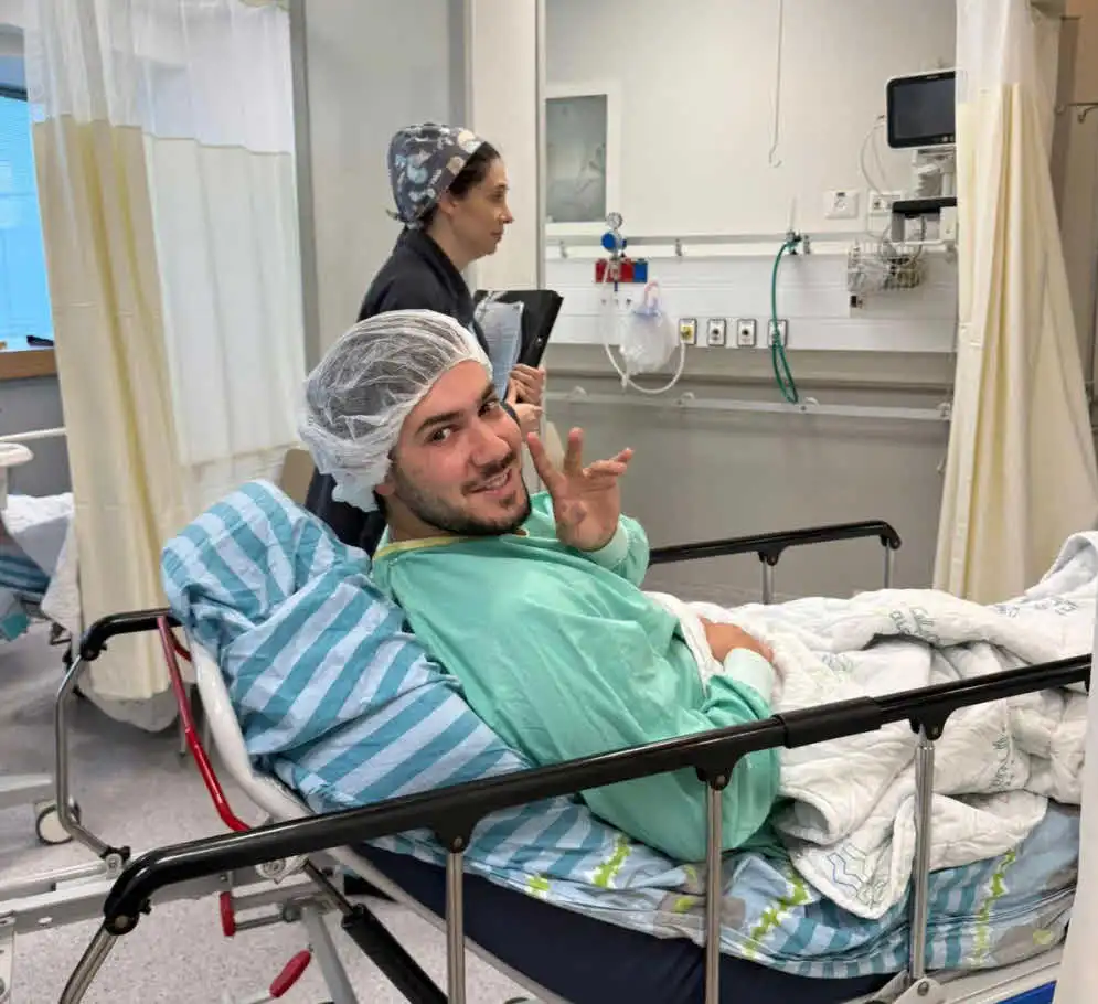 אליה כהן מחכה לנס: "תתפללו עלי שאצלי לעמוד על הרגליים"