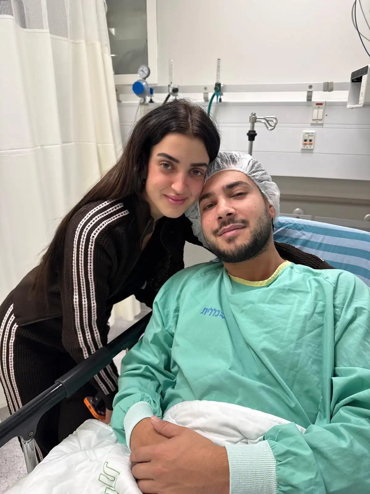 אליה כהן מחכה לנס: "תתפללו עלי שאצלי לעמוד על הרגליים"