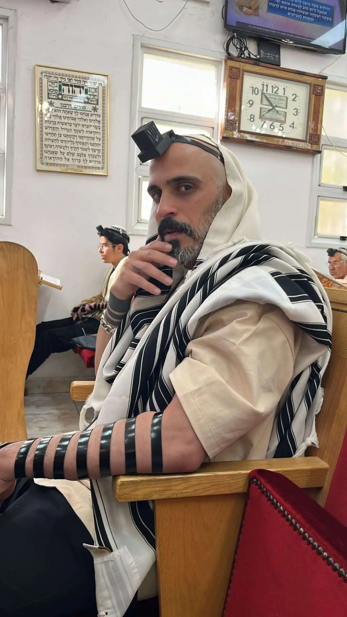 שנה אחרי שכמעט איבד את חייו: כוכב האח הגדול חוזר בתשובה