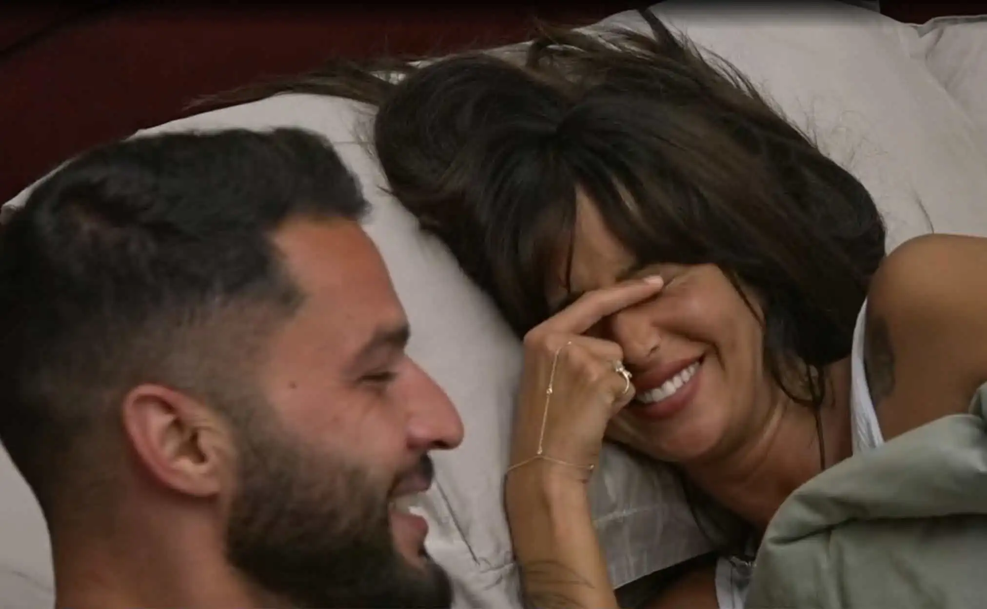 "גם אני מחפש מישהי כזאת": ההצהרה של אברהם אקלום בשידור חי