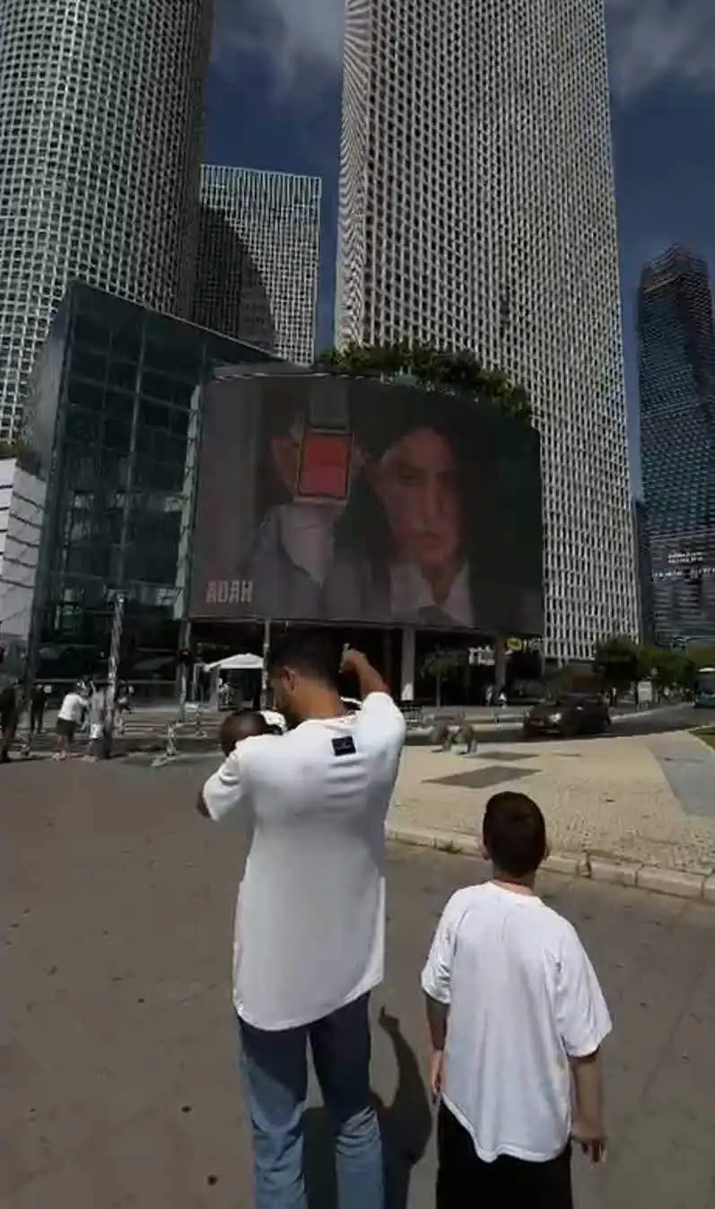 אליאב טעטי מתרגש לצד בנו המשותף עם בר כהן: "אמא באיילון"